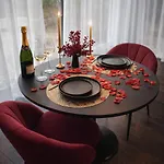 Romantic Between La Rochelle And Niort La Laigne